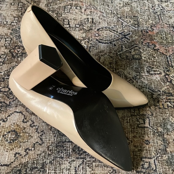 CHARLES DAVID PUMPS - Picture 2 of 5